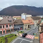 Ema\'S Vintage Brasov Spacious 2 Bedroom Central Apartment With Mountain View